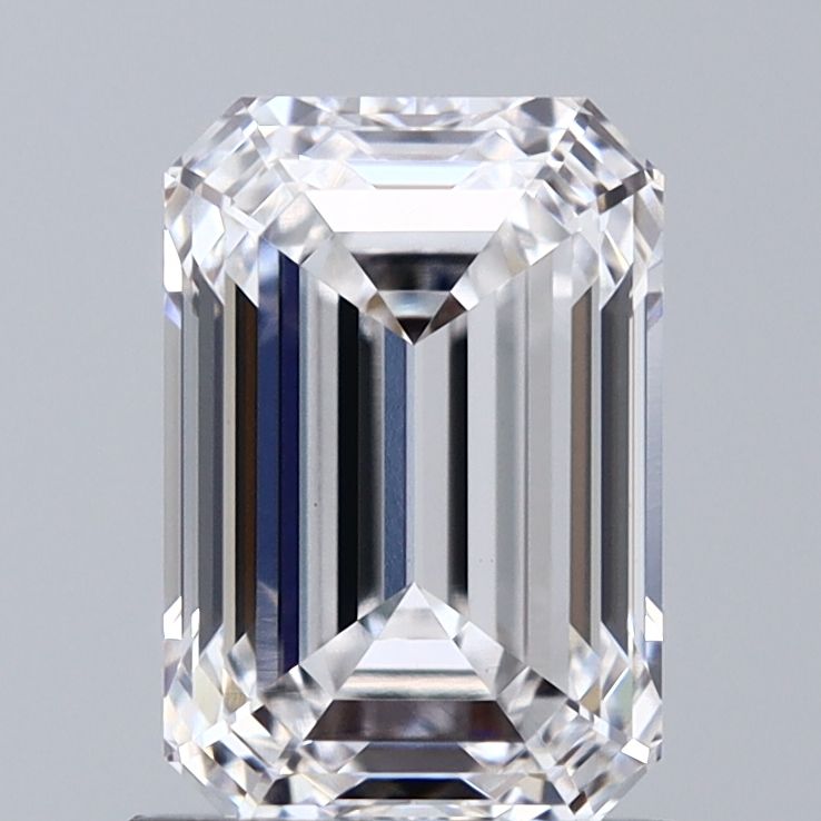 1.54 ct. emerald Lab Grown Diamond front image