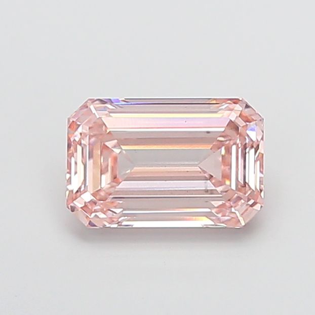 3.20 ct Emerald diamond