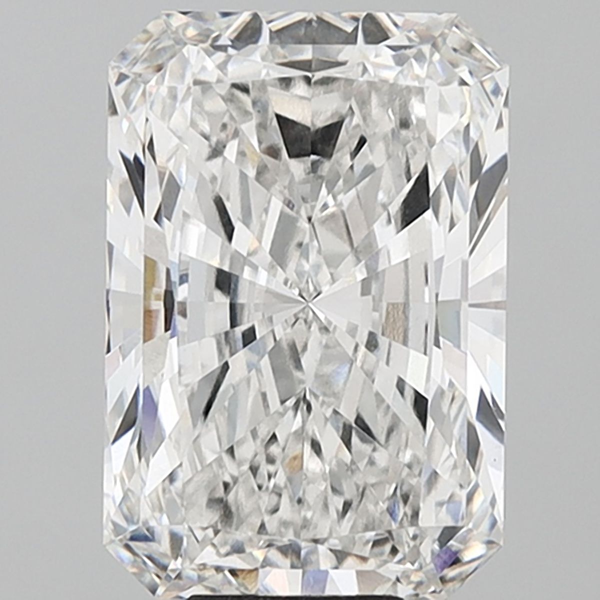 9.05 ct. radiant Lab Grown Diamond front image