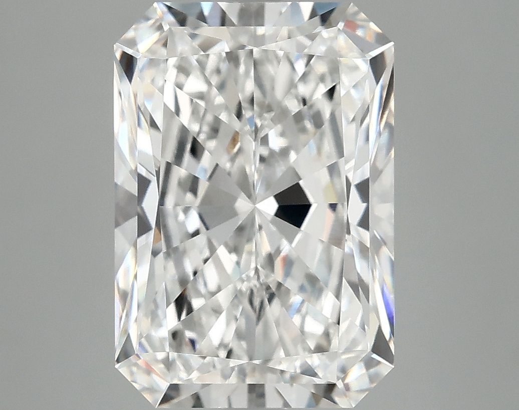 4.90 ct. radiant Lab Grown Diamond front image