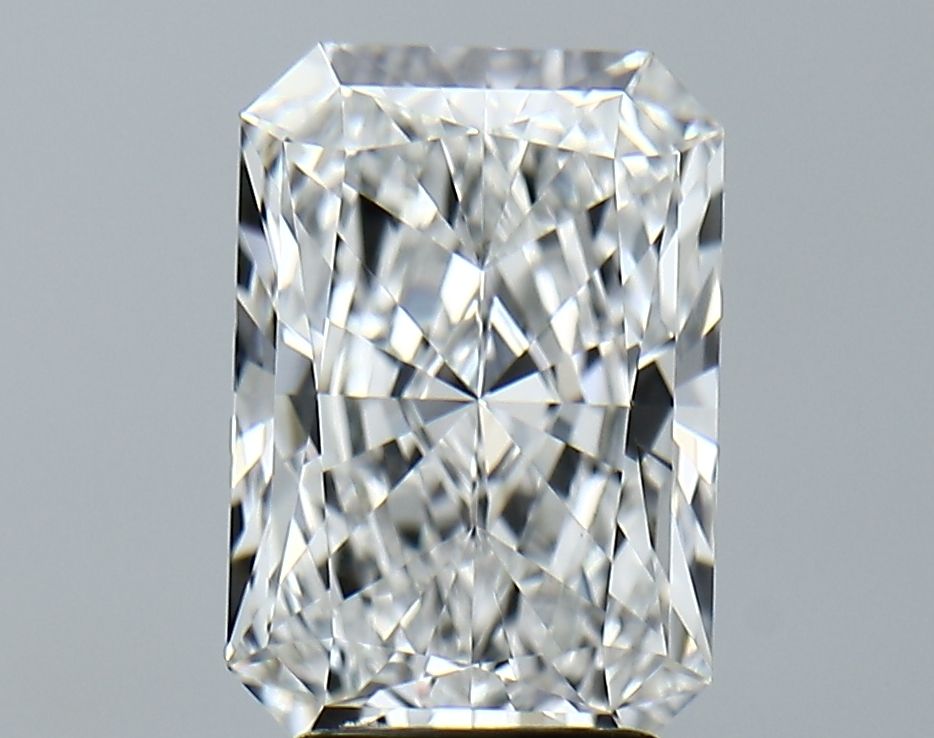 3.17 ct. radiant Lab Grown Diamond front image
