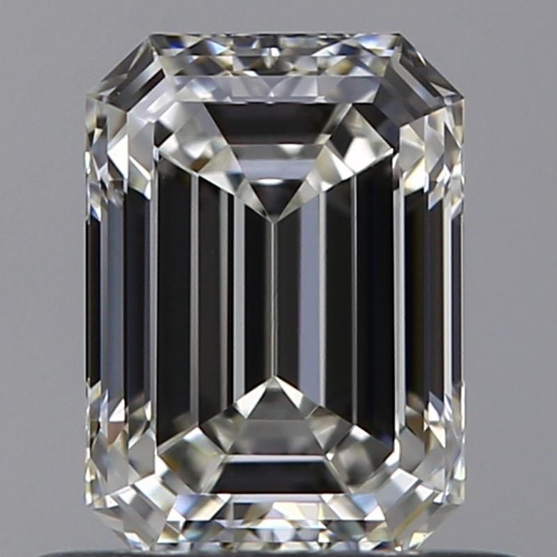 0.62 ct Emerald diamond