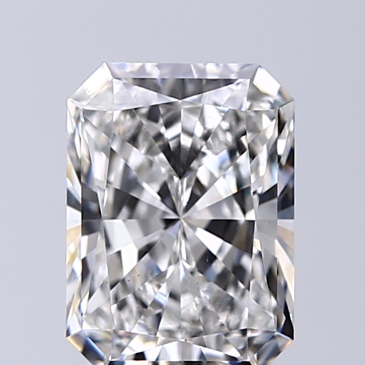 2.01 ct Radiant diamond