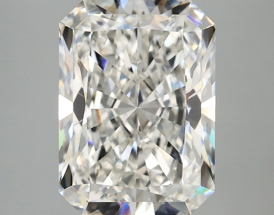 3.87 ct. radiant Lab Grown Diamond front image