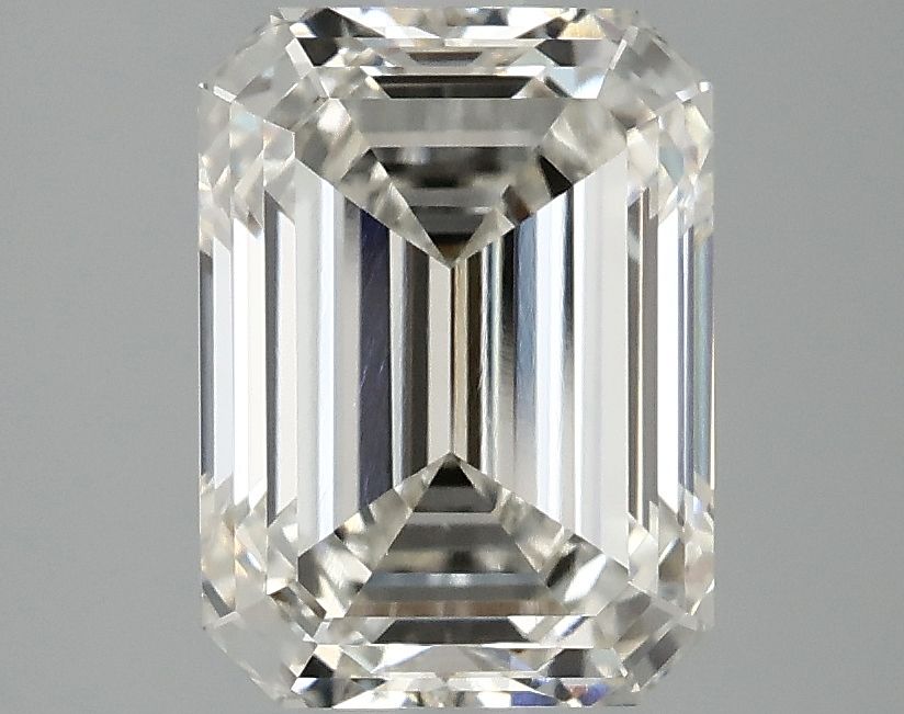 3.08 ct Emerald diamond