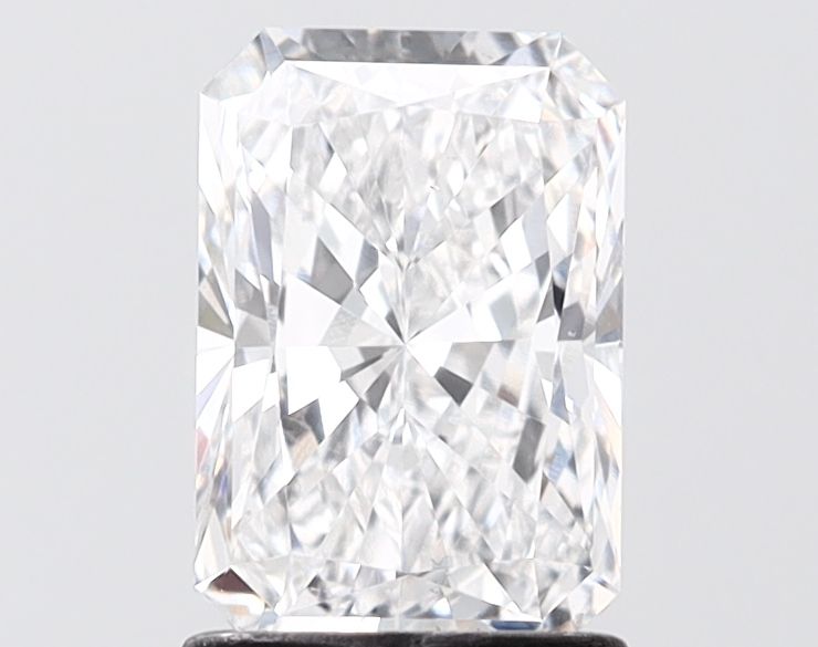 1.57 ct. radiant Lab Grown Diamond front image