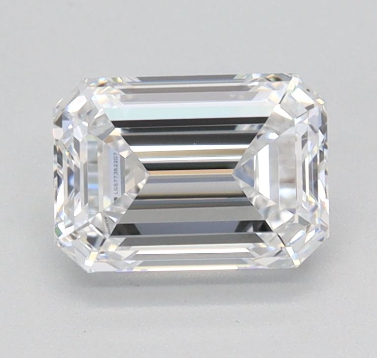 0.96 ct. emerald Lab Grown Diamond front image