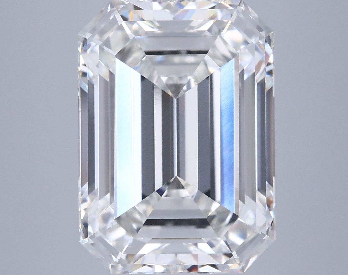 7.10 ct. emerald Lab Grown Diamond front image