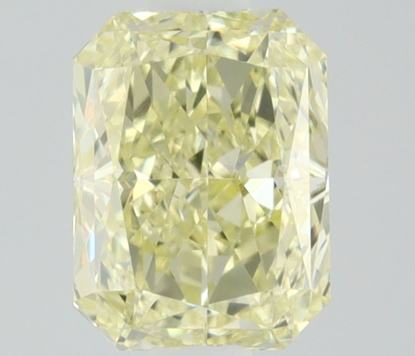 Diament 0.36 ct Fancy Light Yellow/VVS2