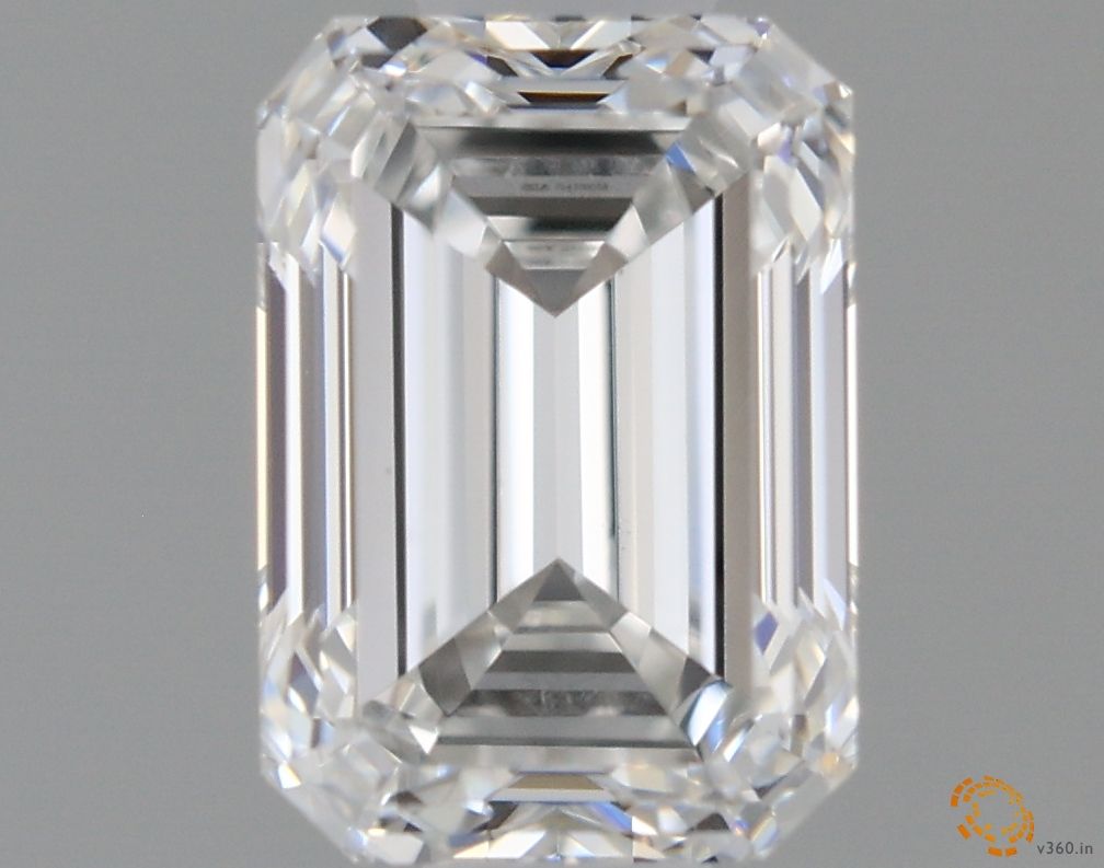 0.70 ct Emerald diamond