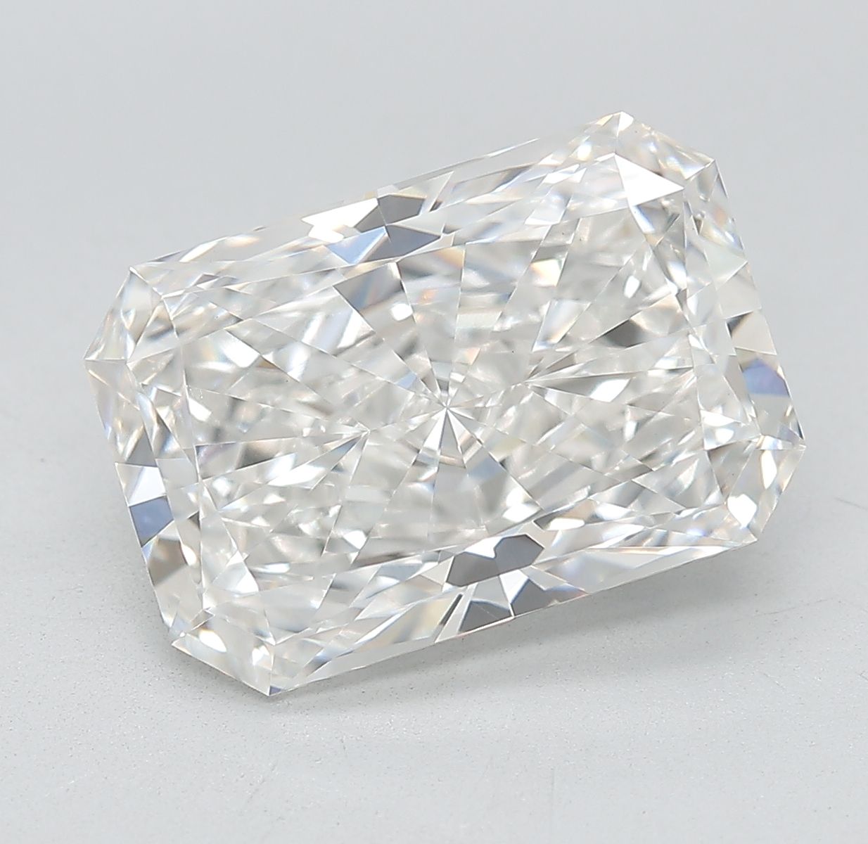 5.26 ct. radiant Lab Grown Diamond front image
