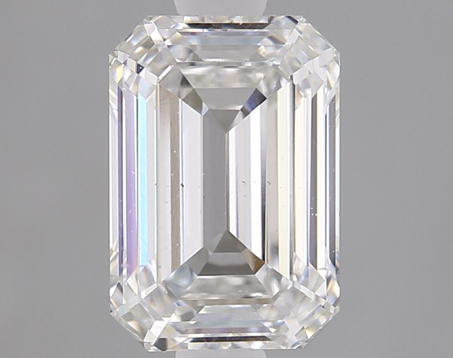 1.54 ct. emerald Lab Grown Diamond front image