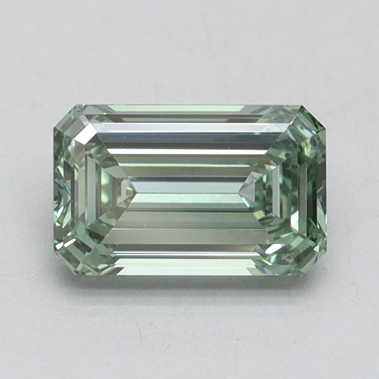 1.05 ct. emerald Lab Grown Diamond front image