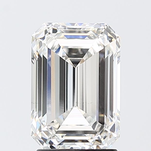 2.60 ct Emerald diamond