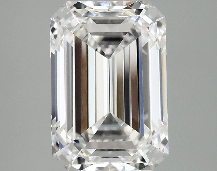 3.55 ct. emerald Lab Grown Diamond front image