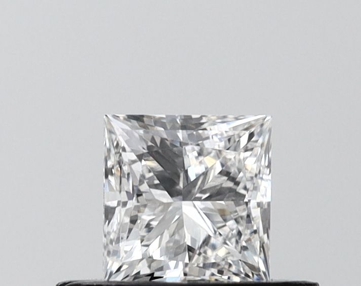 0.53 ct. princess Lab Grown Diamond front image