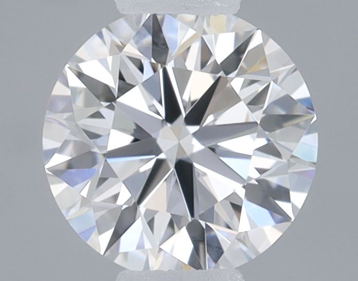 0.5 ct lab-grown Round Diamond