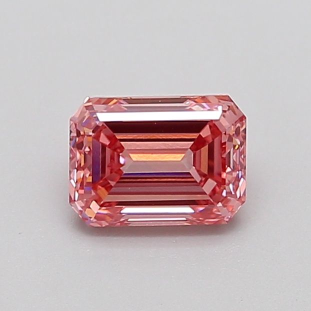 1.07 ct Emerald diamond