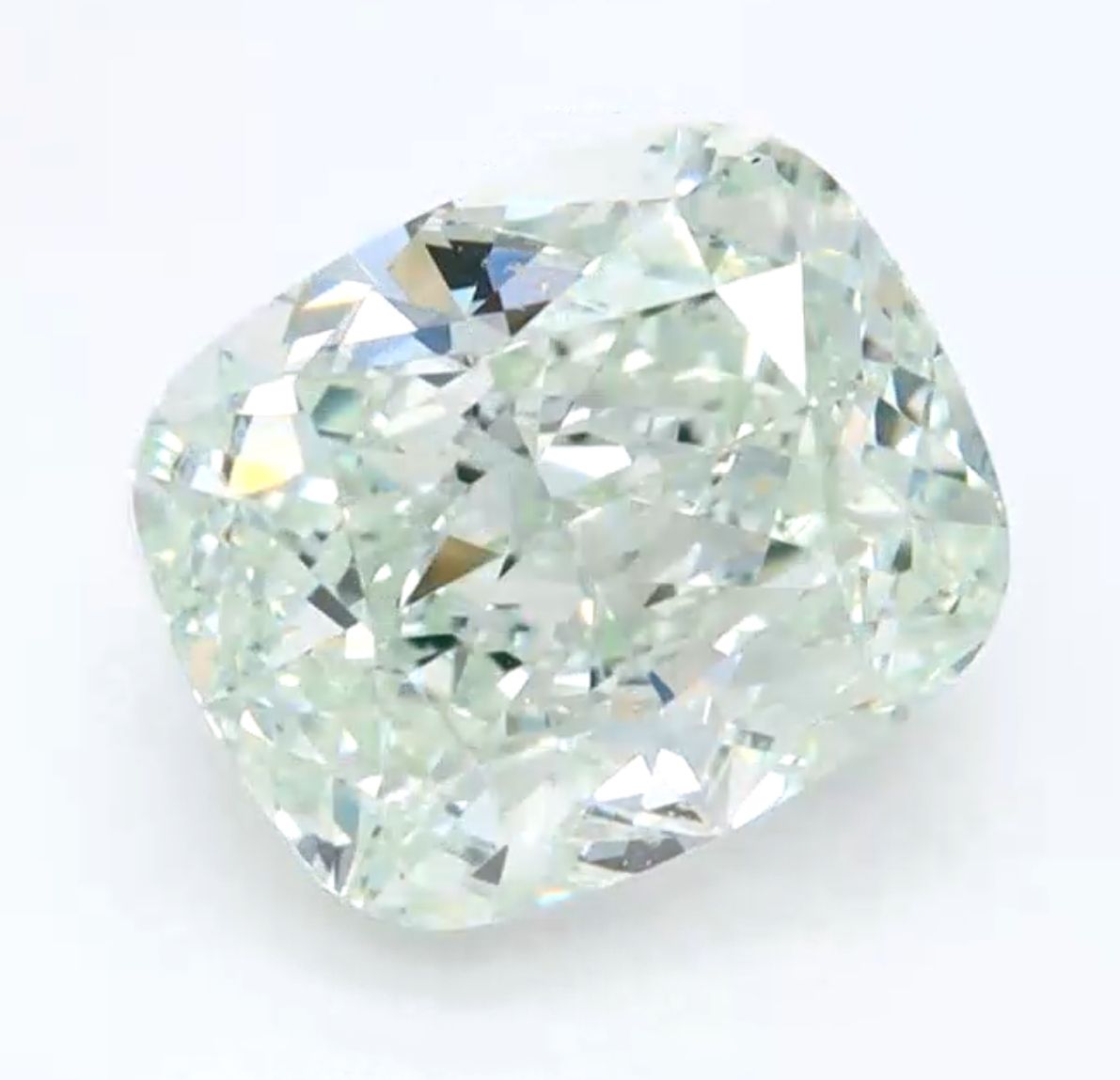Diament 3.0 ct Fancy Light Green/VS2
