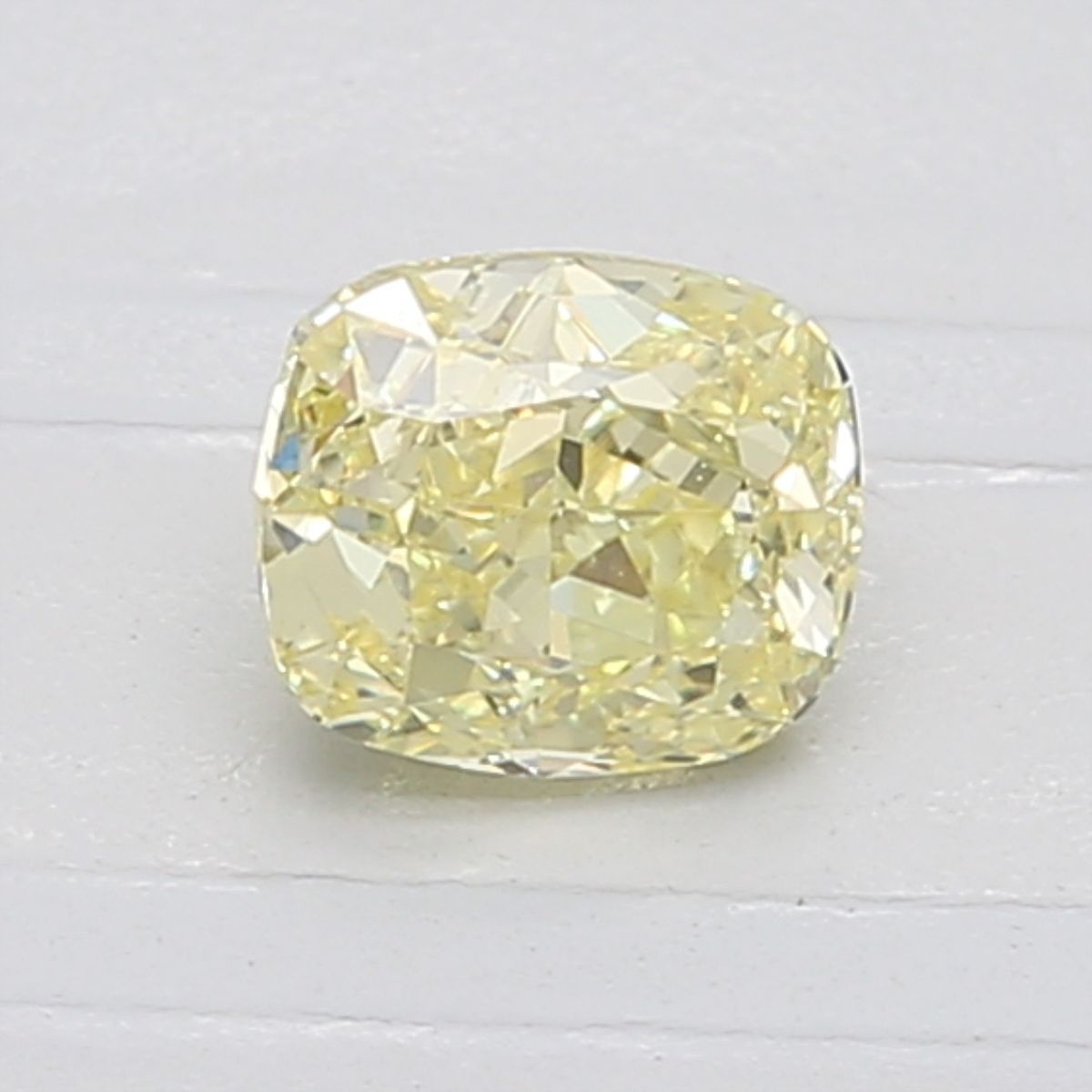 0.76 Carat