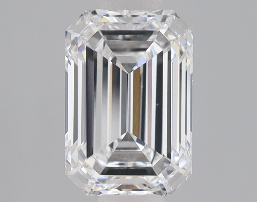 1.45 ct. emerald Lab Grown Diamond front image
