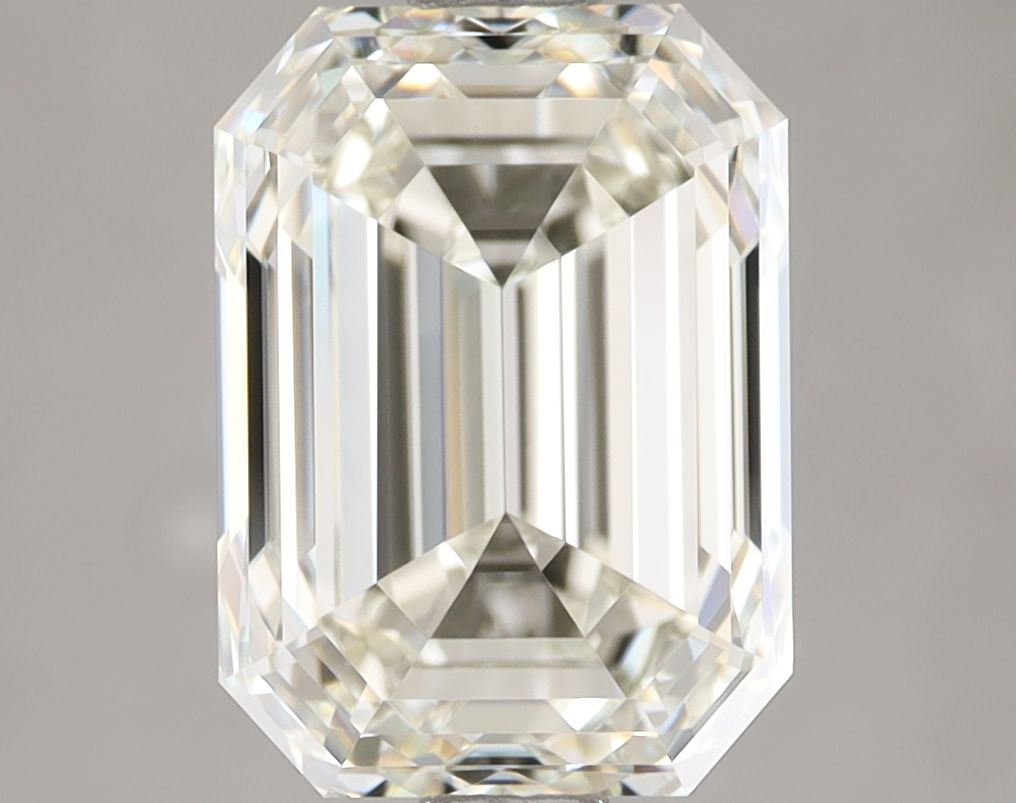 3.00 ct Emerald diamond