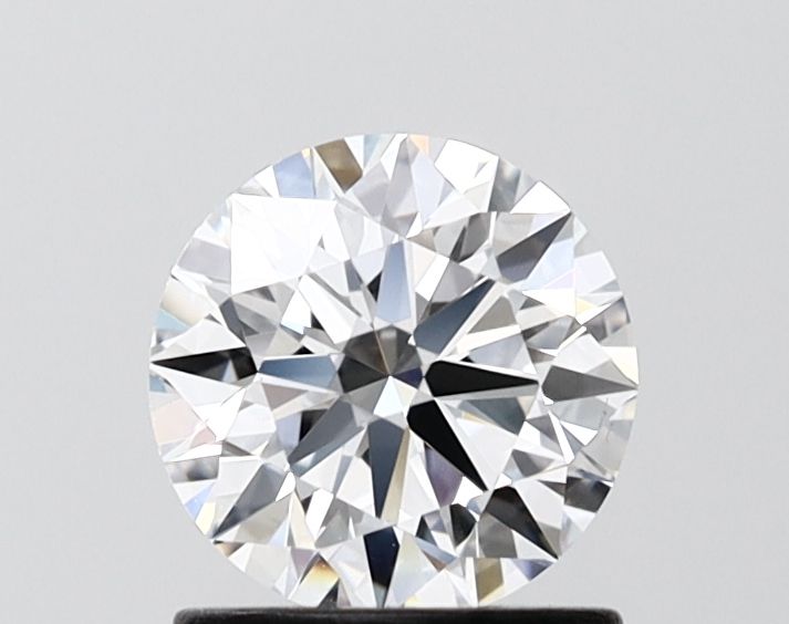 1.04 ct. round Lab Grown Diamond front image