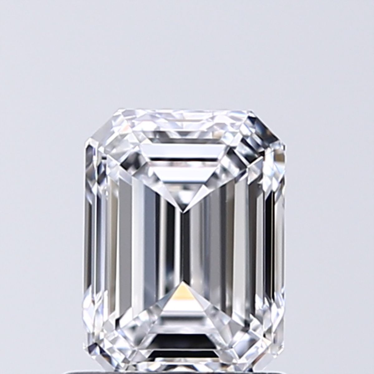 1.01 ct. emerald Lab Grown Diamond front image