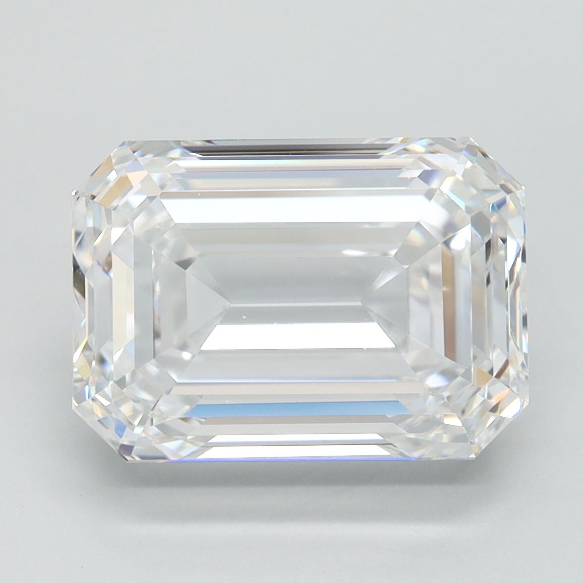 4.20 ct. emerald Lab Grown Diamond front image