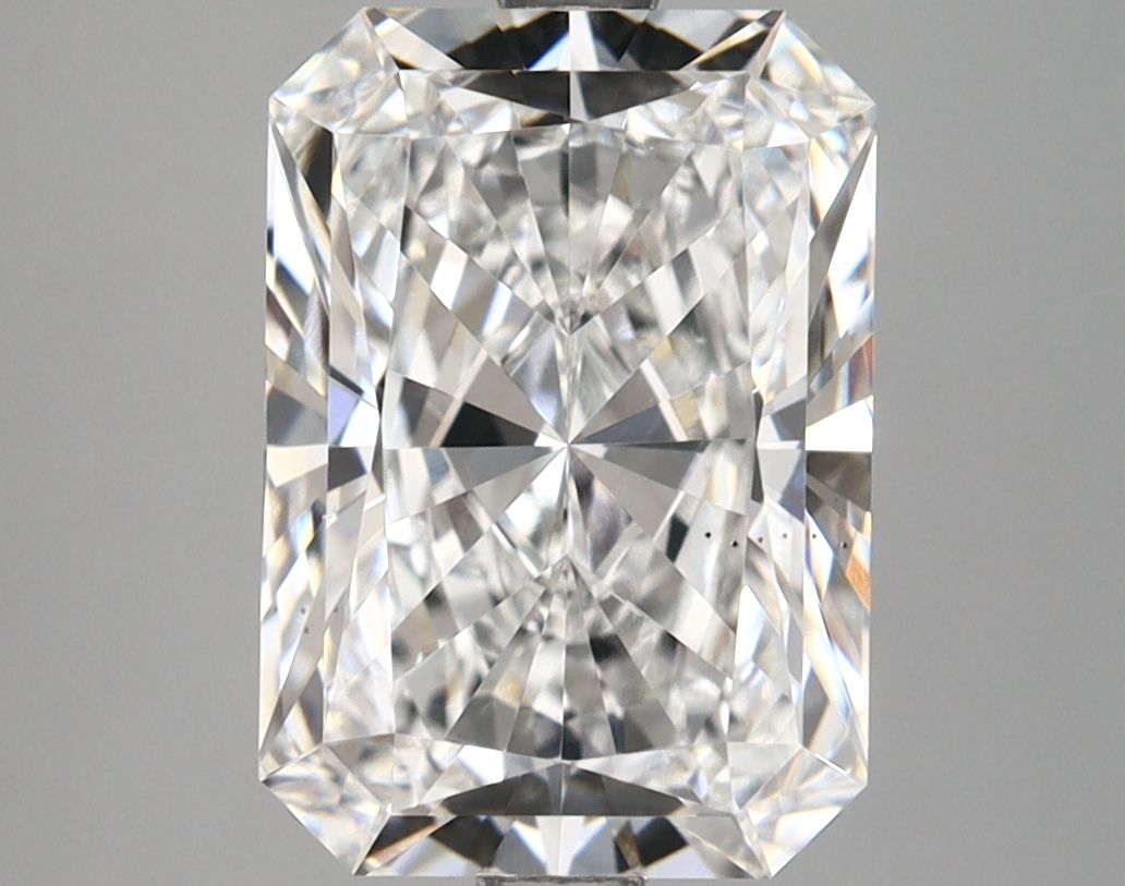 3.66 ct. radiant Lab Grown Diamond front image