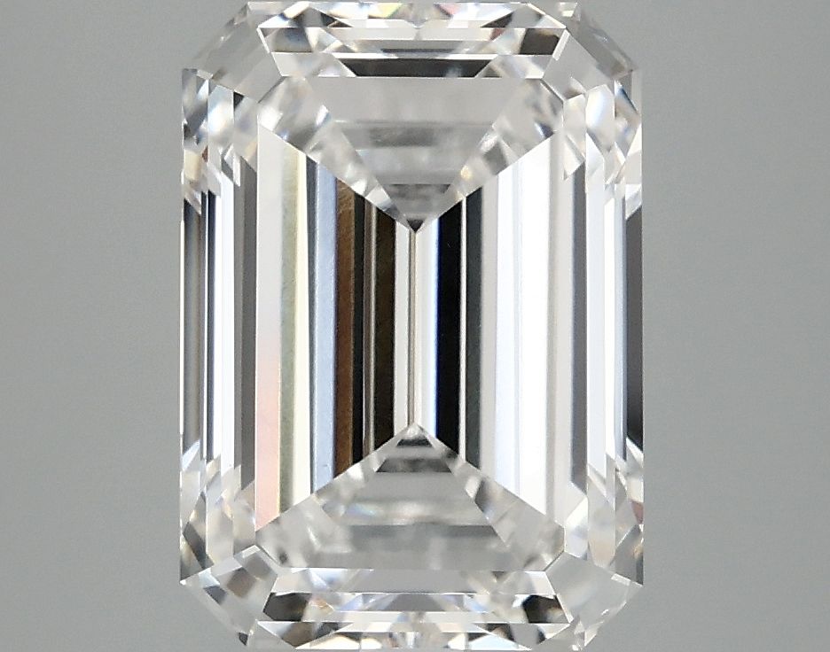 4.09 ct. emerald Lab Grown Diamond front image