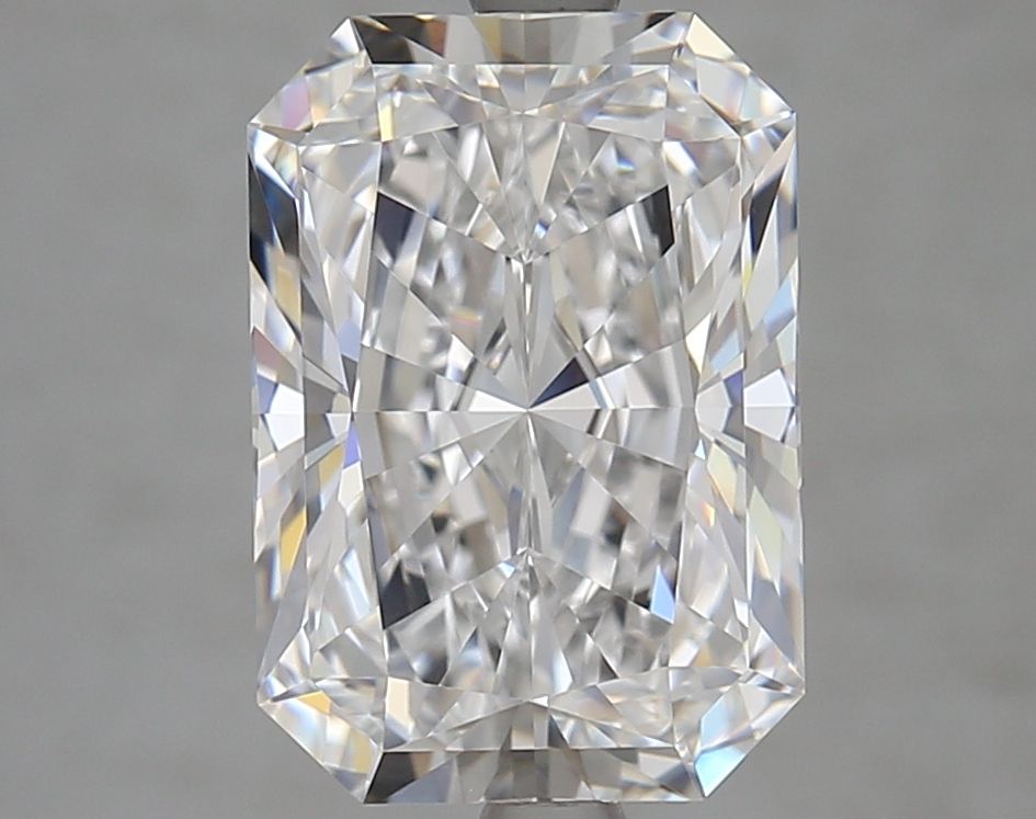 4.49 ct. radiant Lab Grown Diamond front image