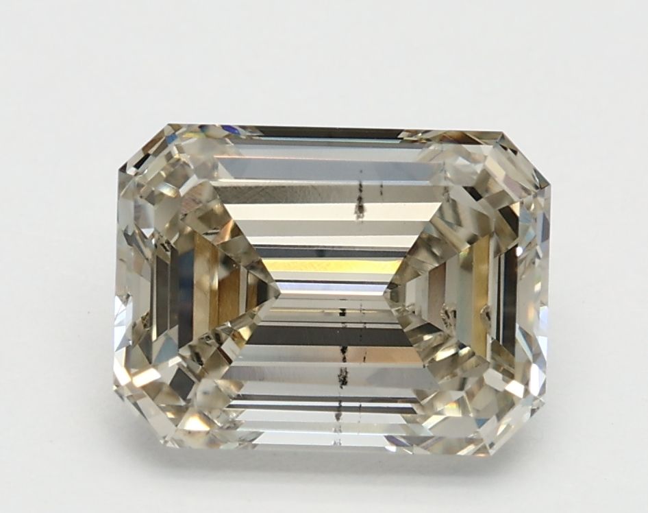 1.95 ct. emerald Lab Grown Diamond front image
