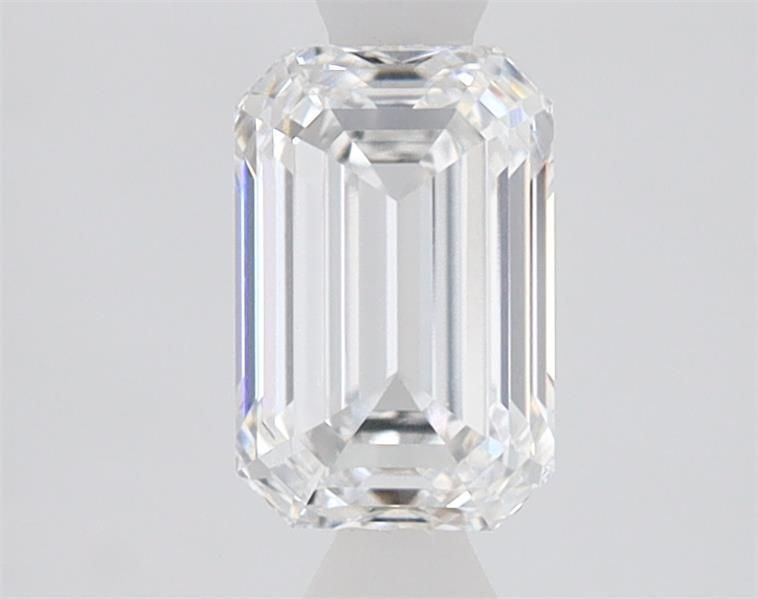 1.04 ct. emerald Lab Grown Diamond front image