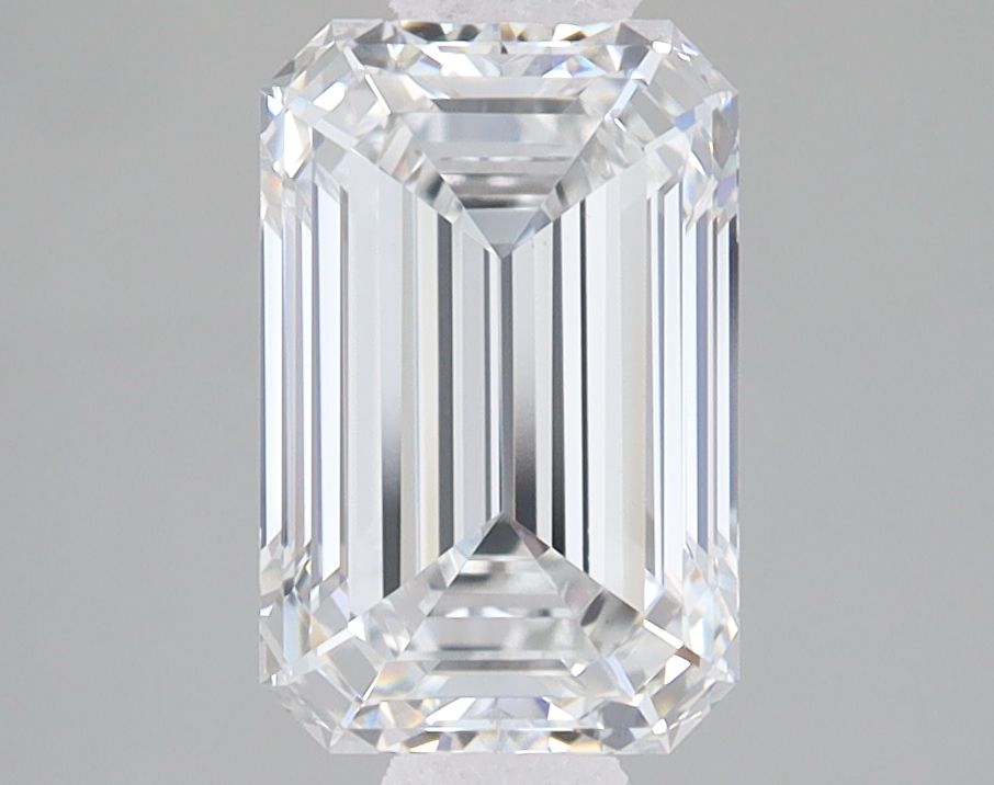 2.20 ct. emerald Lab Grown Diamond front image