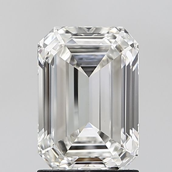 1.98 ct Emerald diamond
