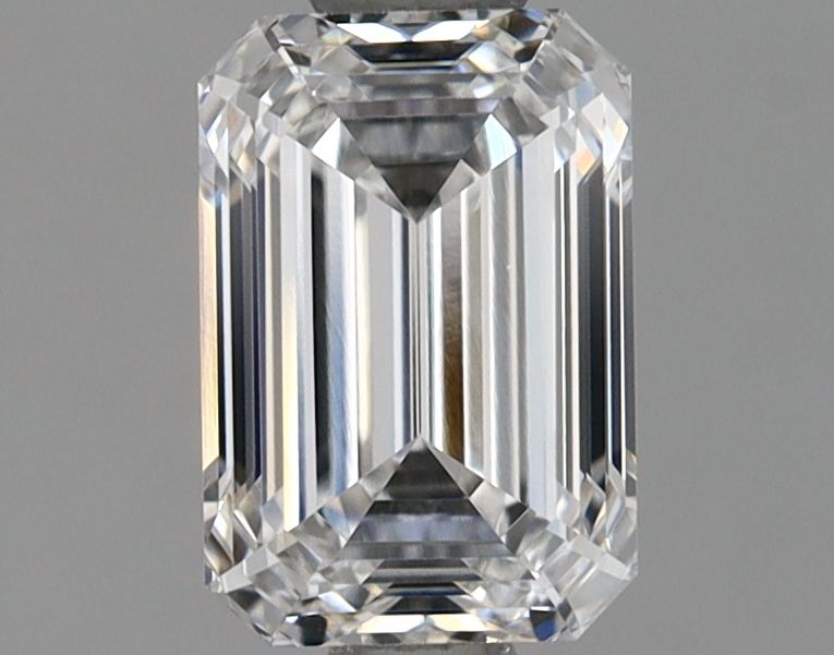 1.09 ct. emerald Lab Grown Diamond front image