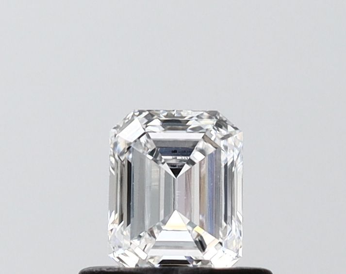 0.53 ct. emerald Lab Grown Diamond front image