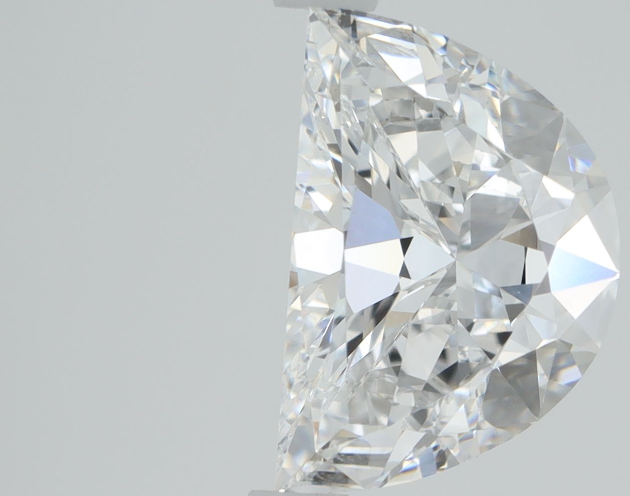 1.53 ct lab-grown Half moon Diamond