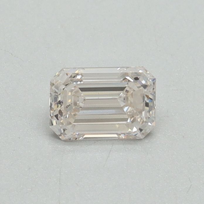 0.35 ct Emerald diamond