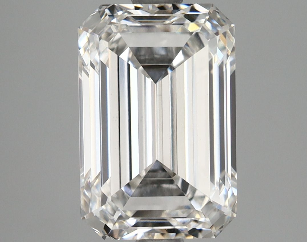3.13 ct. emerald Lab Grown Diamond front image