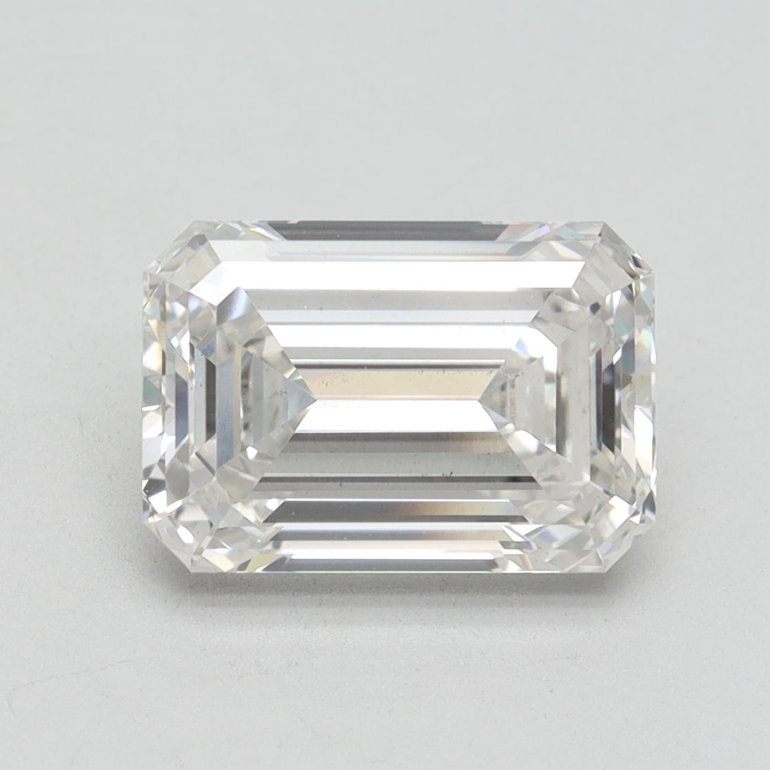 3.10 ct. emerald Lab Grown Diamond front image