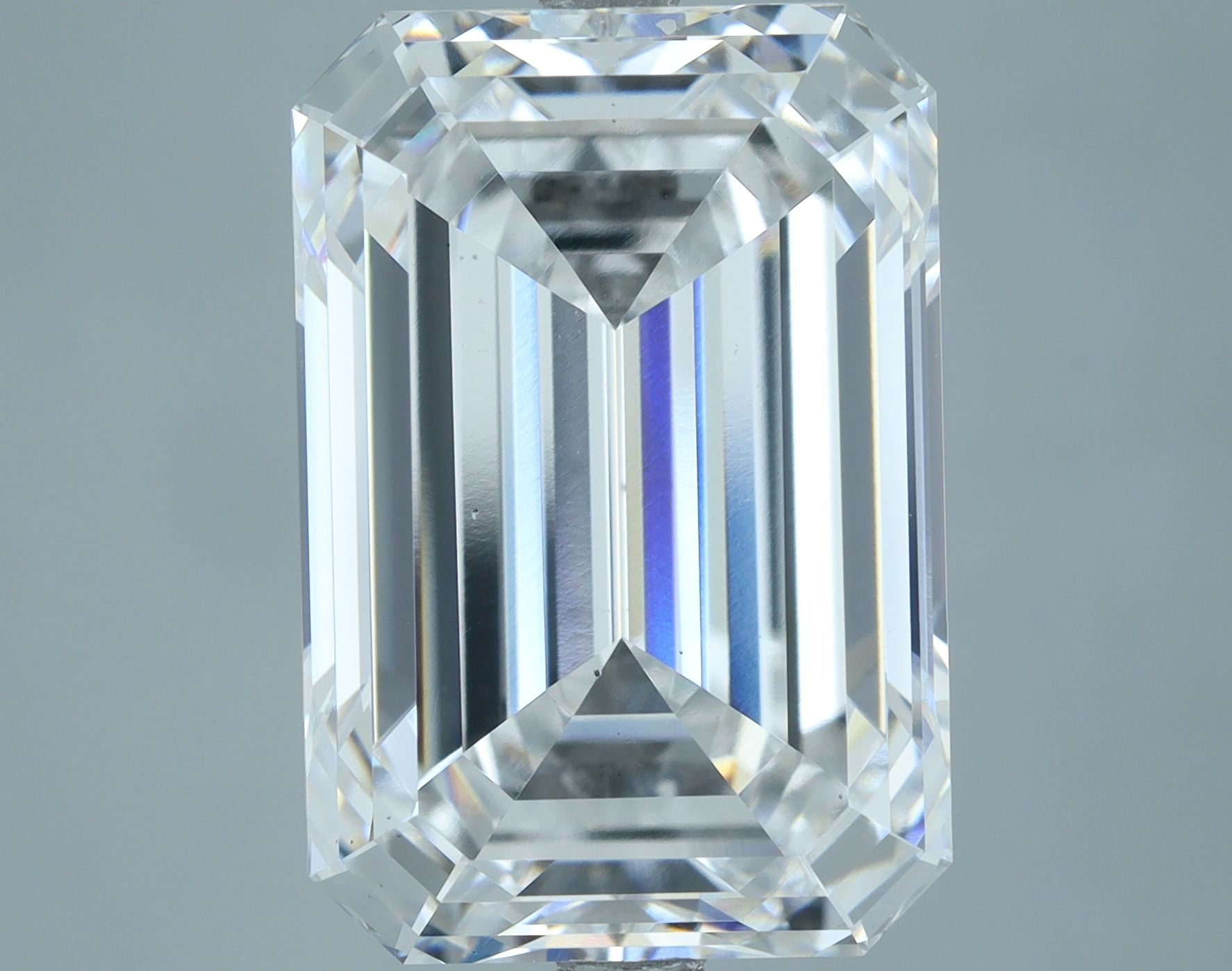 8.52 ct. emerald Lab Grown Diamond front image