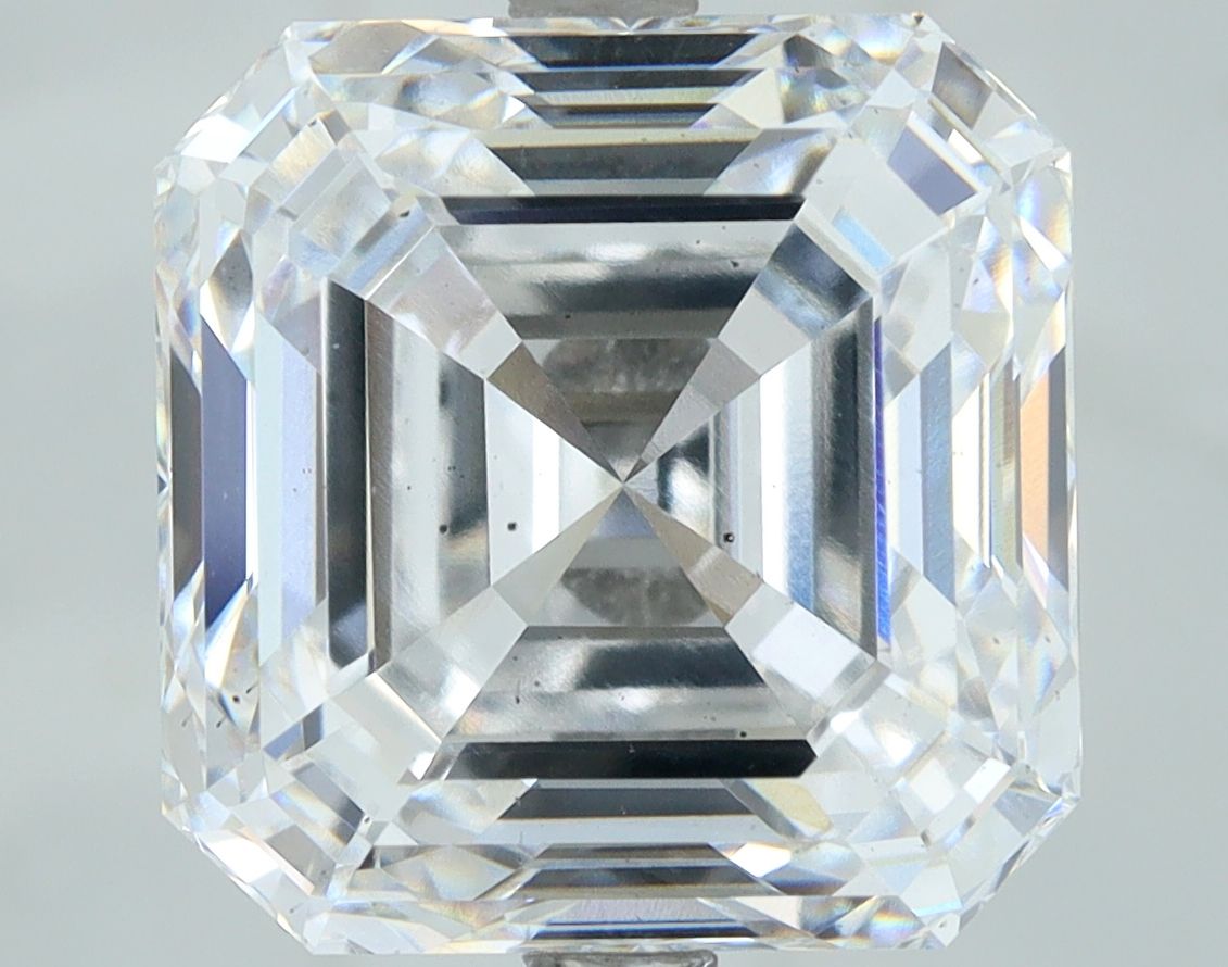 7.02 ct lab-grown Square emerald Diamond