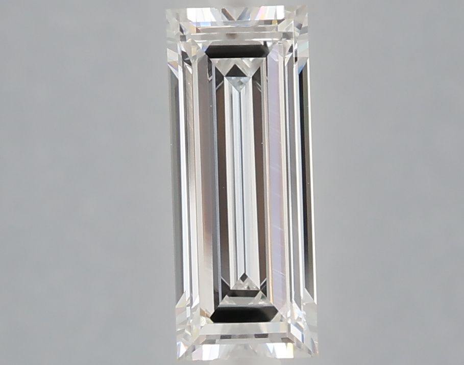 1.05 ct lab-grown Baguette Diamond