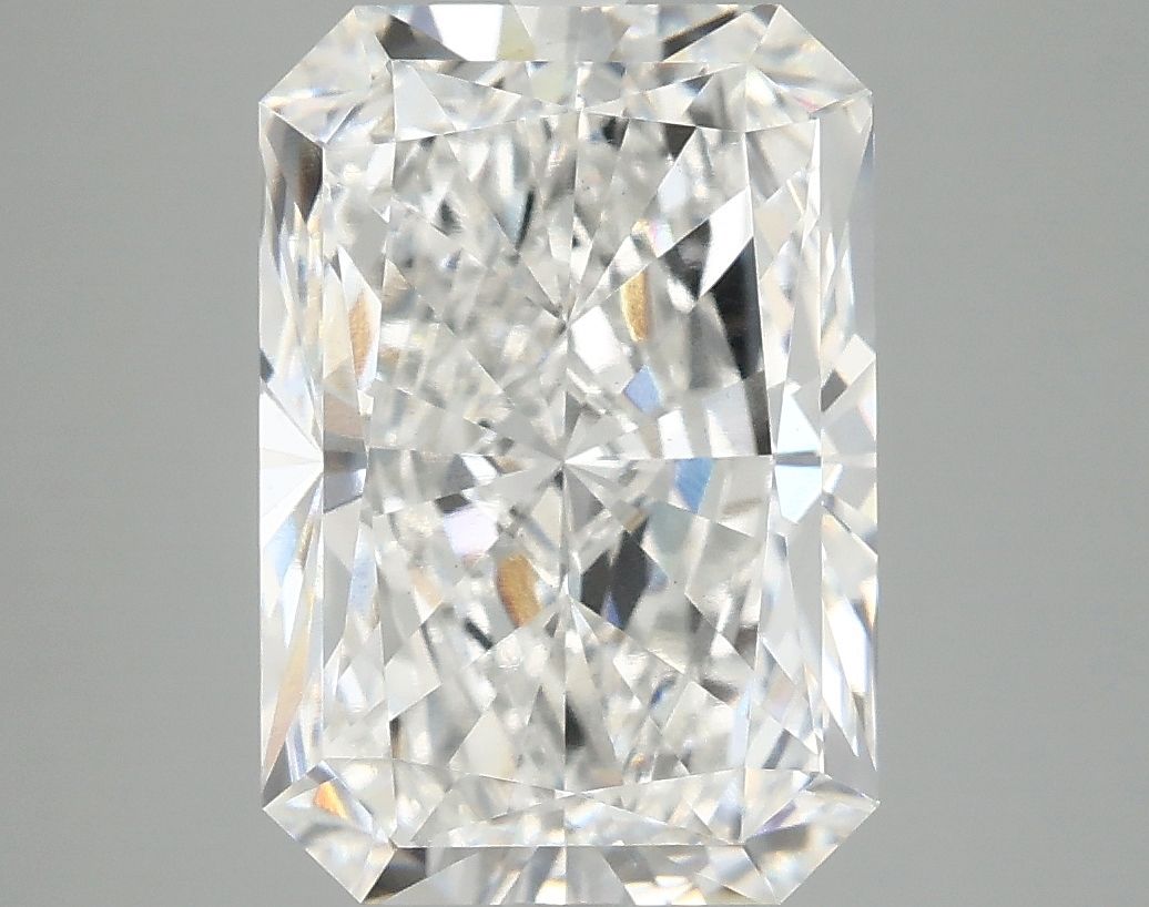 4.90 ct. radiant Lab Grown Diamond front image