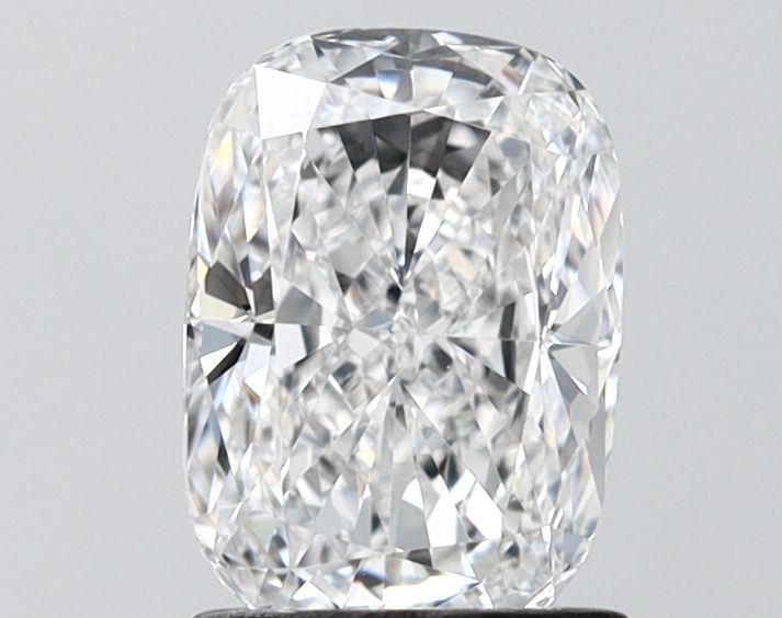 1.55 ct lab-grown Cushion modified Diamond