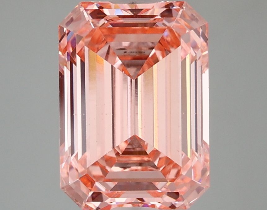 3.34 ct Emerald diamond