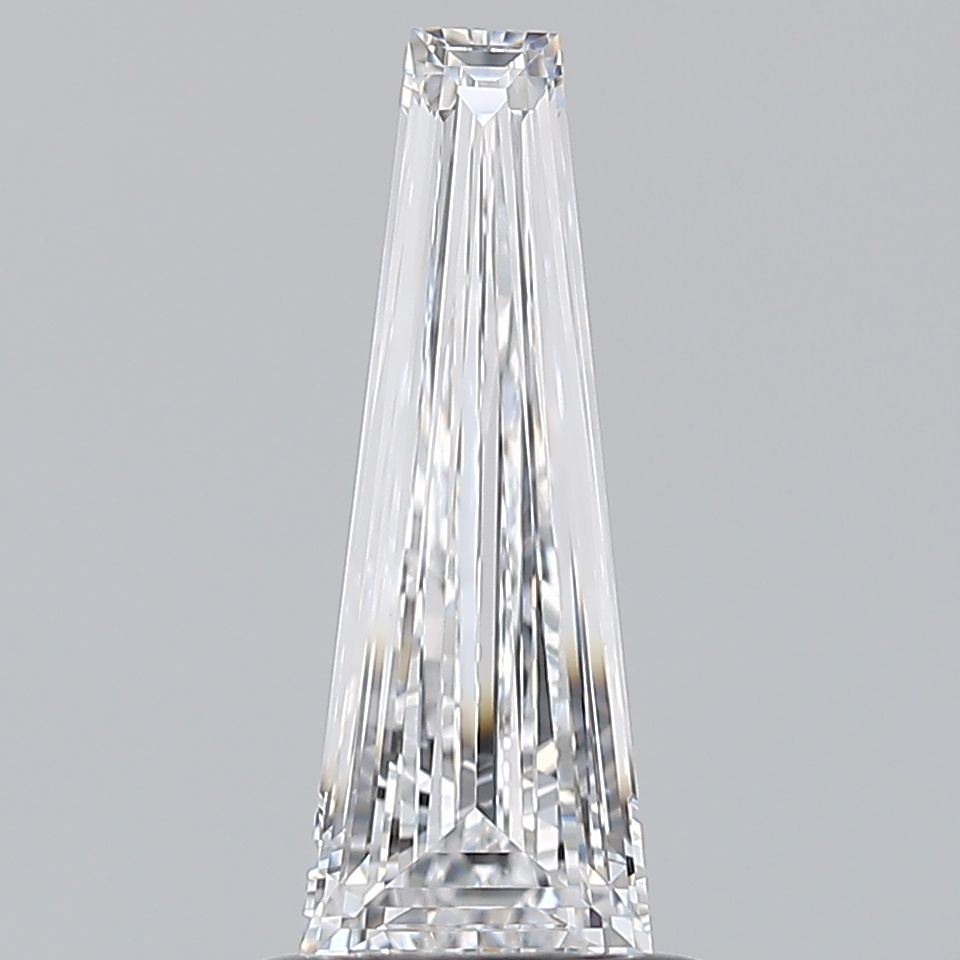 0.7 ct Tapered baguette Diamond