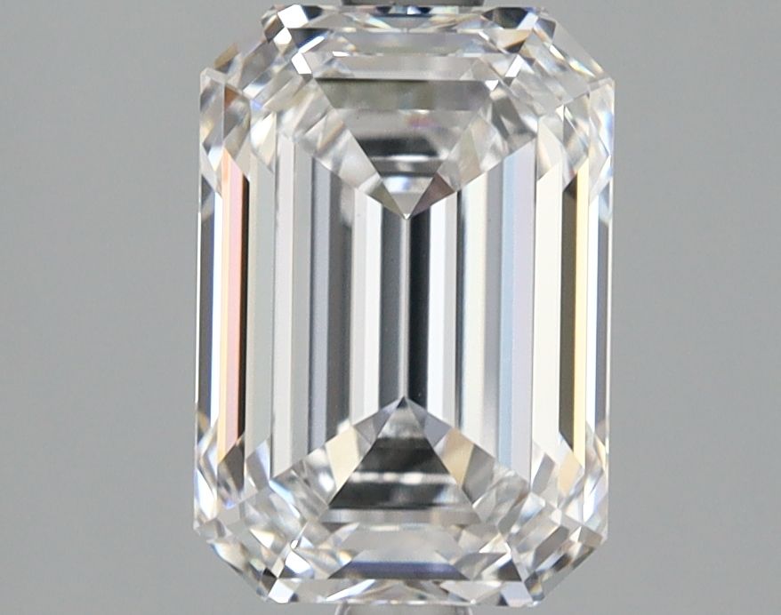 2.53 ct. emerald Lab Grown Diamond front image